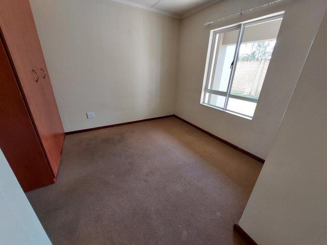 1 Bedroom Property for Sale in Vanderbijlpark SE 8 Gauteng