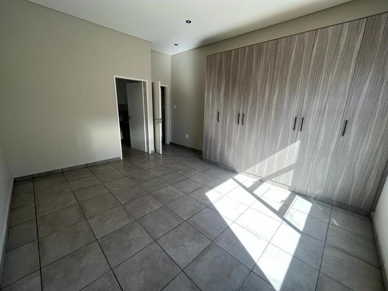 3 Bedroom Property for Sale in Vanderbijlpark SE 8 Gauteng