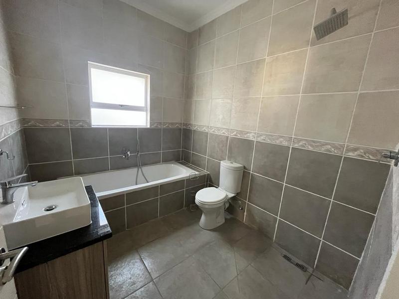 3 Bedroom Property for Sale in Vanderbijlpark SE 8 Gauteng