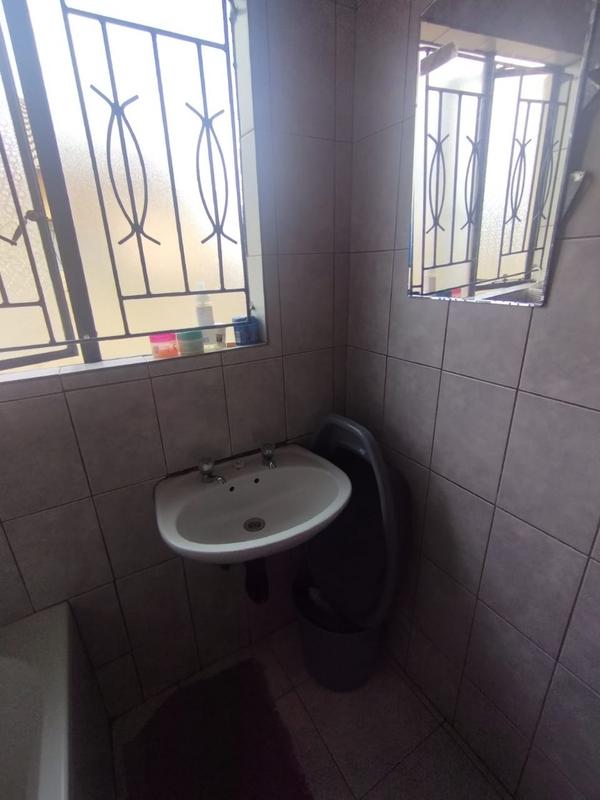 2 Bedroom Property for Sale in Soshanguve XX Gauteng