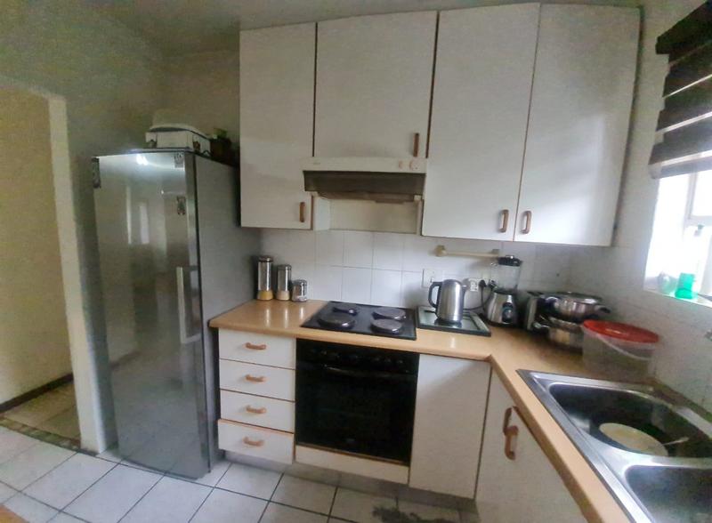 To Let 2 Bedroom Property for Rent in North Riding Gauteng