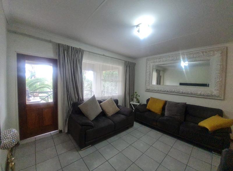 To Let 2 Bedroom Property for Rent in North Riding Gauteng