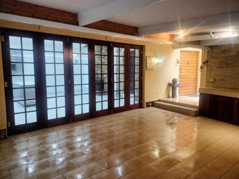 To Let 1 Bedroom Property for Rent in Bryanston East Gauteng