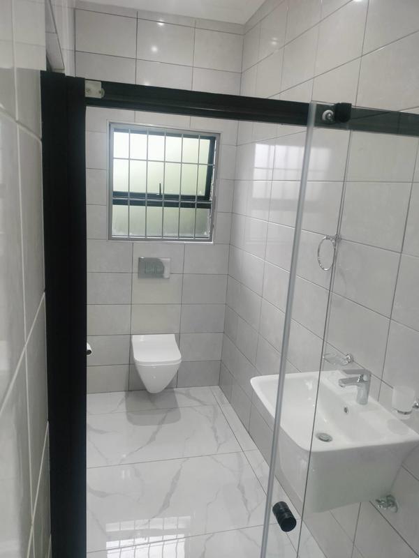 To Let 1 Bedroom Property for Rent in Bryanston East Gauteng