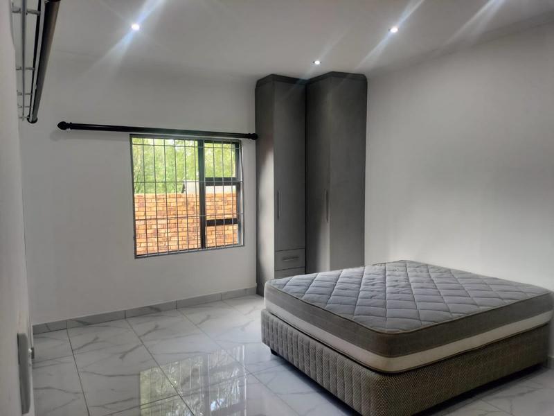 To Let 1 Bedroom Property for Rent in Bryanston East Gauteng