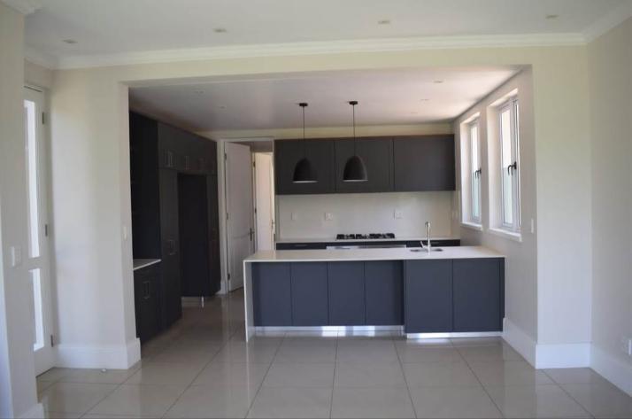 To Let 5 Bedroom Property for Rent in Waterfall Gauteng