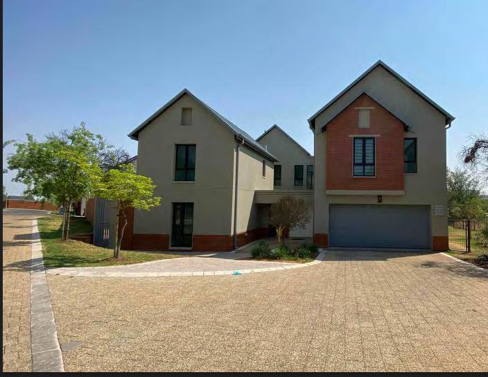 To Let 5 Bedroom Property for Rent in Waterfall Gauteng