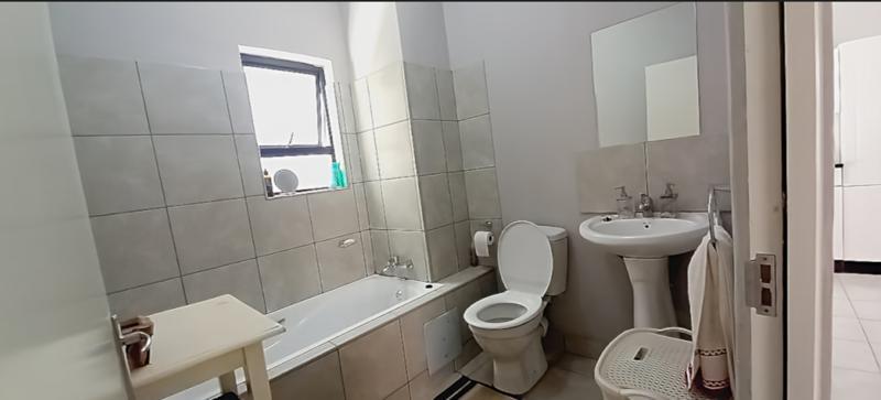 2 Bedroom Property for Sale in Groblerpark Gauteng