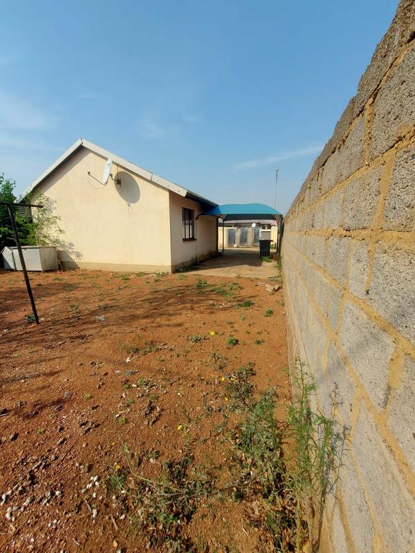 2 Bedroom Property for Sale in Protea Glen Gauteng