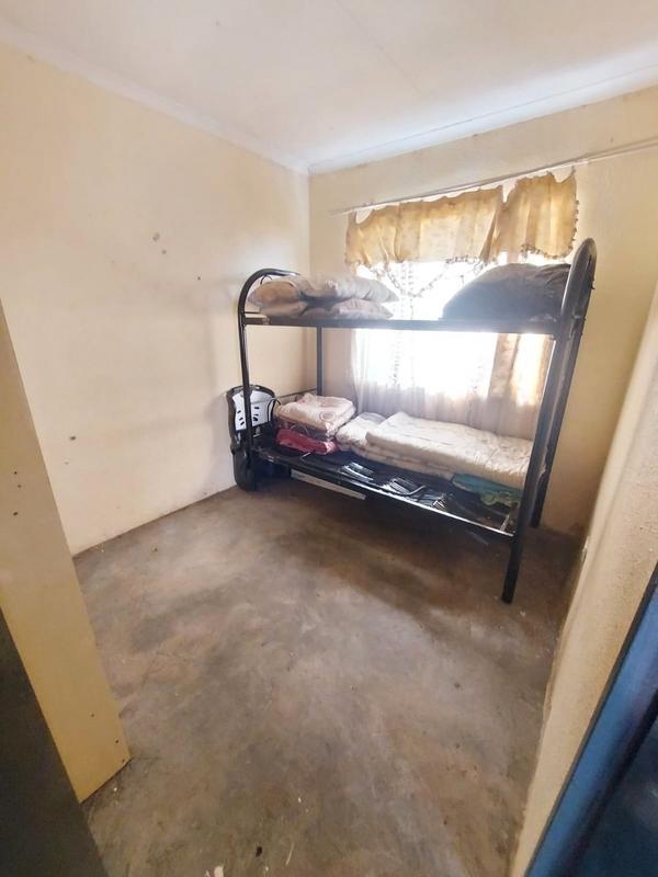 2 Bedroom Property for Sale in Protea Glen Gauteng