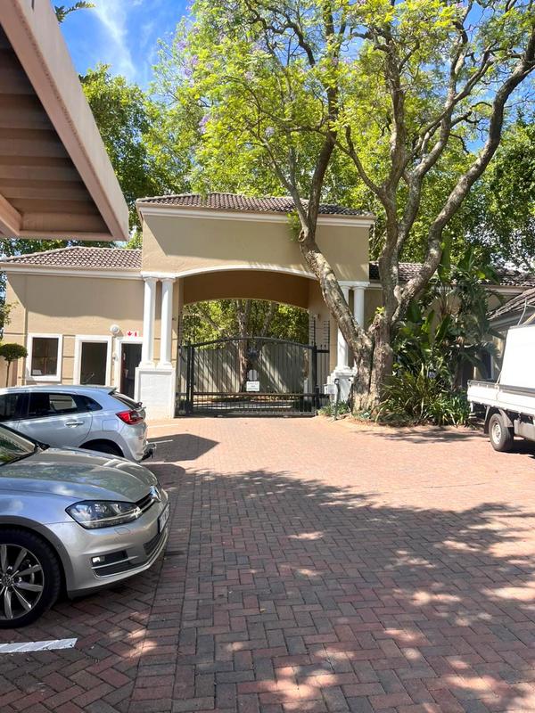 2 Bedroom Property for Sale in Saxonwold Gauteng