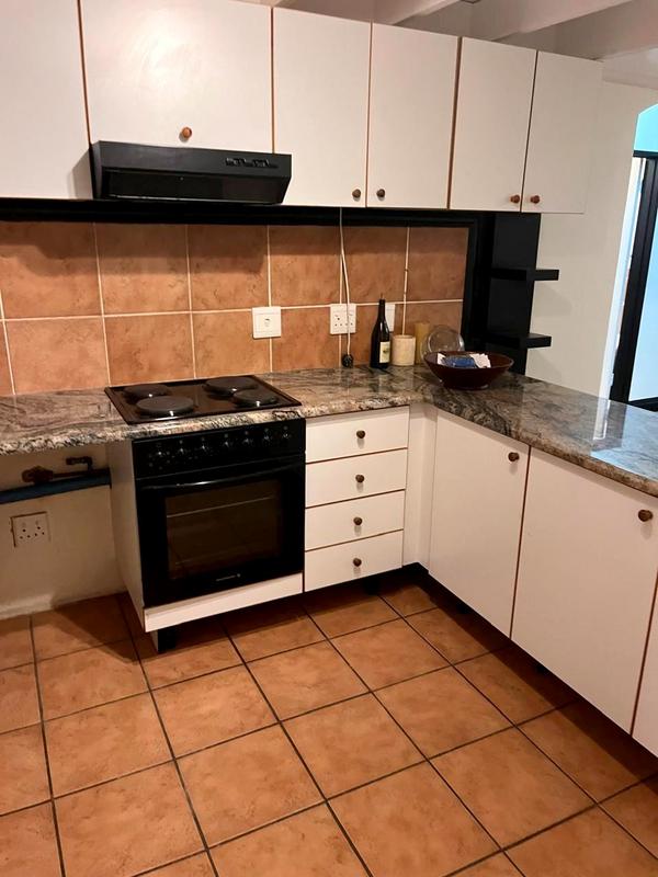 2 Bedroom Property for Sale in Saxonwold Gauteng