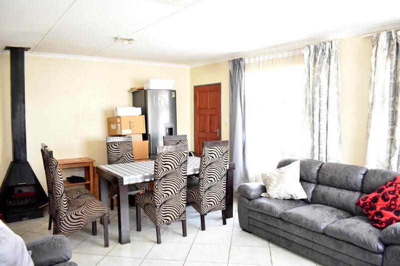 3 Bedroom Property for Sale in Witpoortjie Gauteng