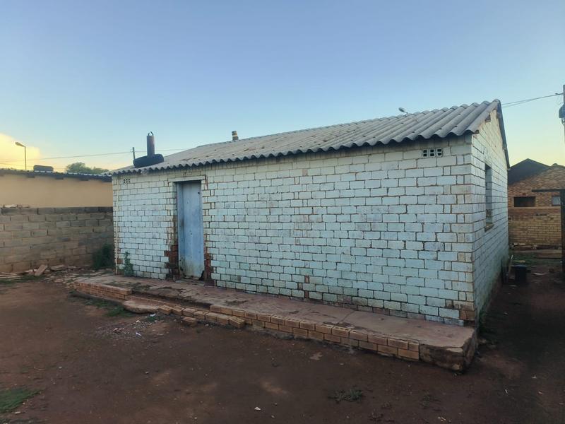 2 Bedroom Property for Sale in Emdeni Gauteng