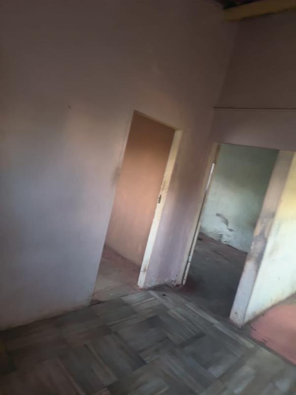 2 Bedroom Property for Sale in Emdeni Gauteng