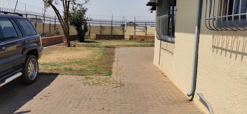 5 Bedroom Property for Sale in Kempton Park Gauteng