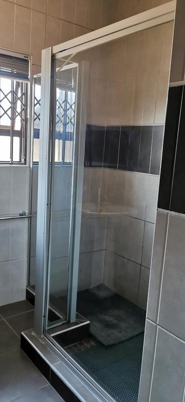 5 Bedroom Property for Sale in Kempton Park Gauteng