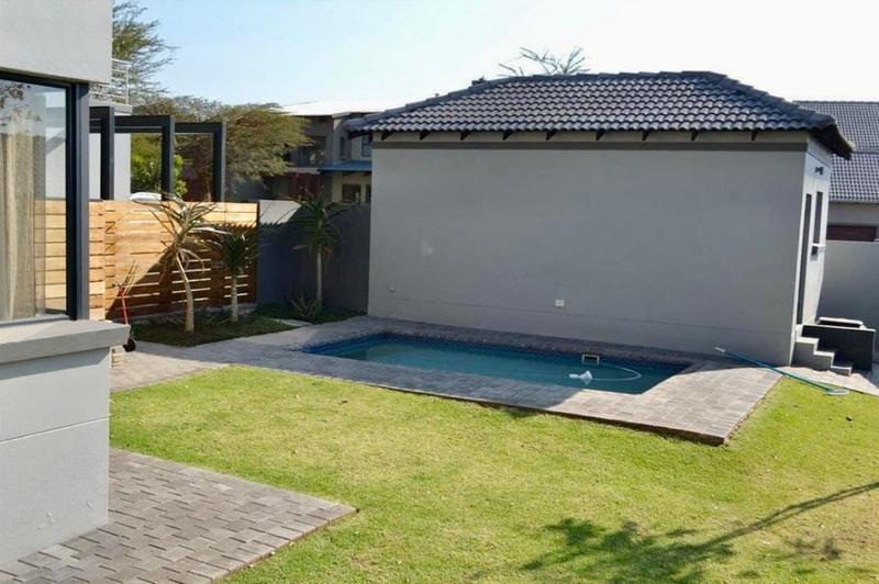 5 Bedroom Property for Sale in Midstream Estate Gauteng