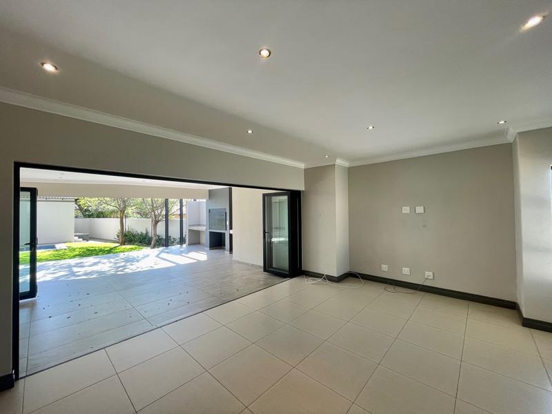 5 Bedroom Property for Sale in Midstream Estate Gauteng