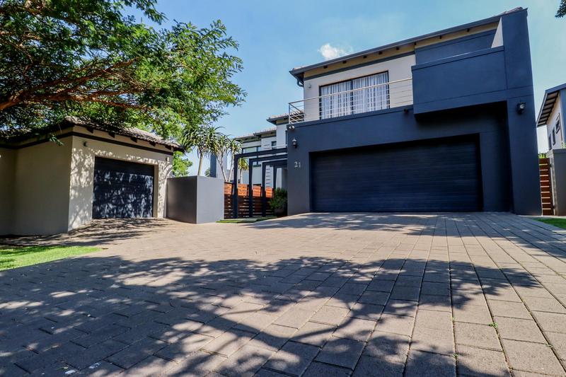 5 Bedroom Property for Sale in Midstream Estate Gauteng