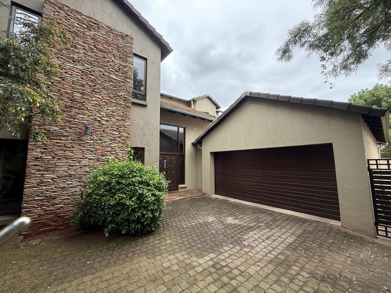 To Let 4 Bedroom Property for Rent in Midfield Estate Gauteng