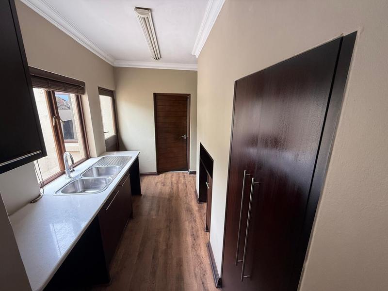 To Let 4 Bedroom Property for Rent in Midfield Estate Gauteng