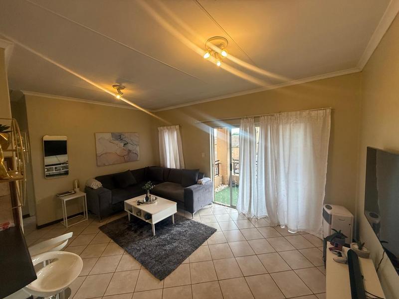 2 Bedroom Property for Sale in Eco Park Gauteng