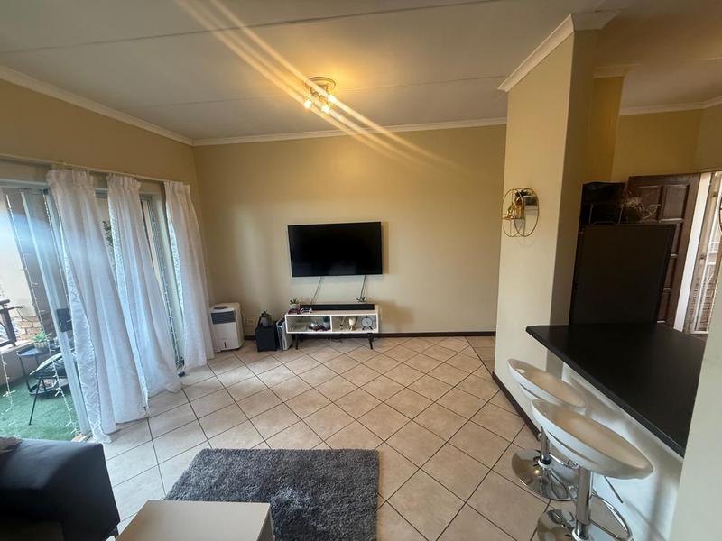 2 Bedroom Property for Sale in Eco Park Gauteng