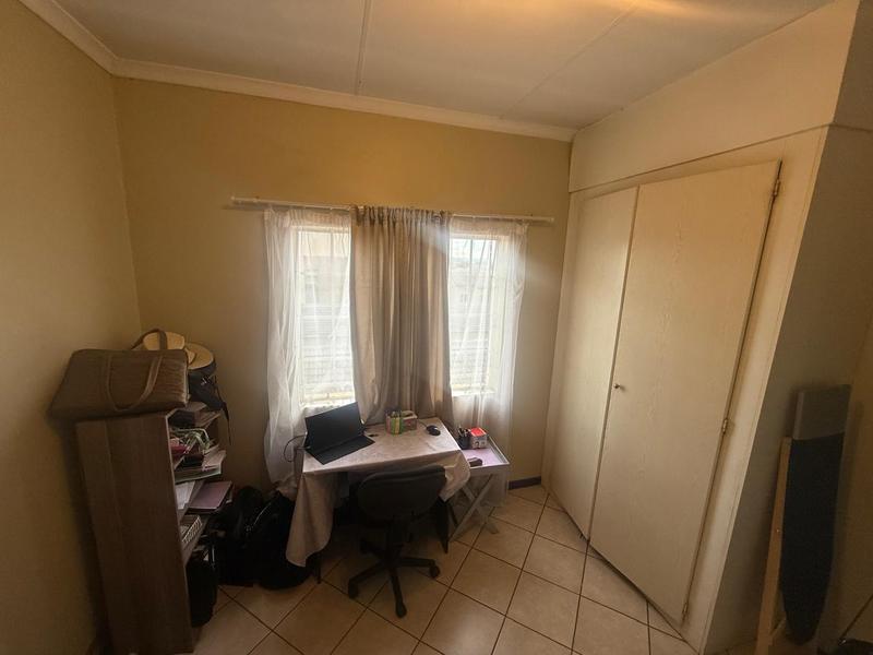 2 Bedroom Property for Sale in Eco Park Gauteng