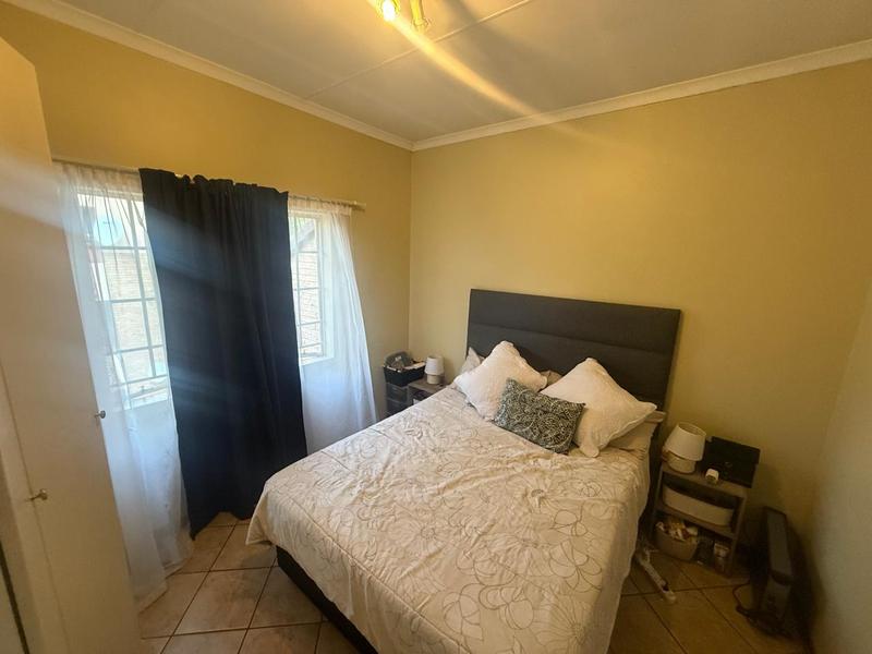 2 Bedroom Property for Sale in Eco Park Gauteng