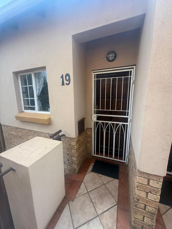 2 Bedroom Property for Sale in Eco Park Gauteng