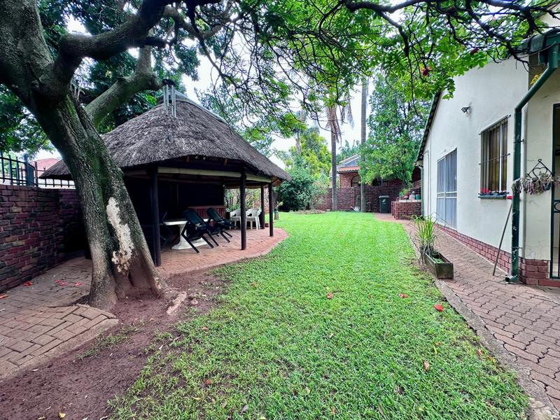 5 Bedroom Property for Sale in Magalieskruin Gauteng