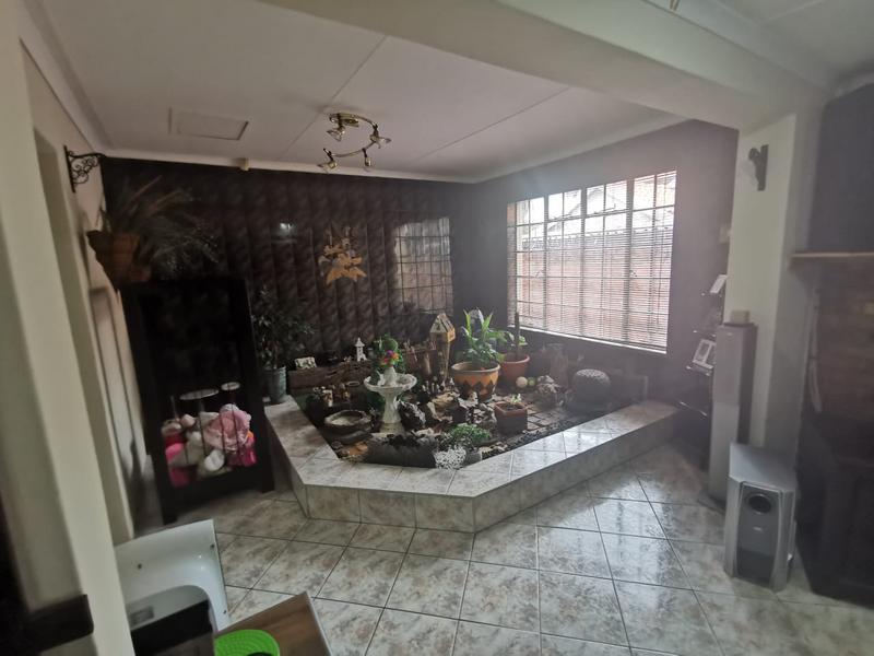 To Let 4 Bedroom Property for Rent in Kempton Park Gauteng