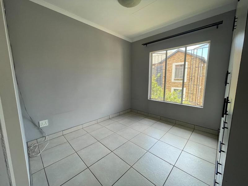 To Let 2 Bedroom Property for Rent in North Riding Gauteng