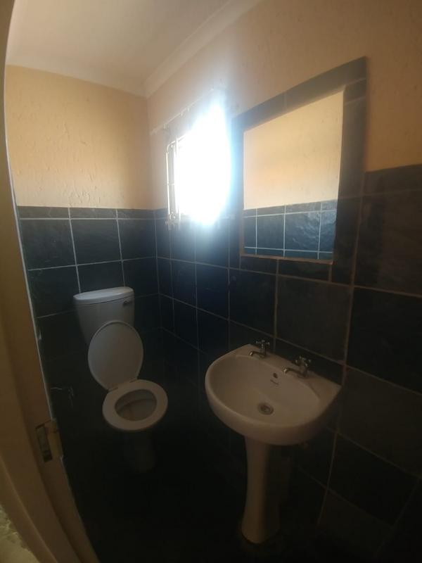 To Let 3 Bedroom Property for Rent in Dalpark Gauteng