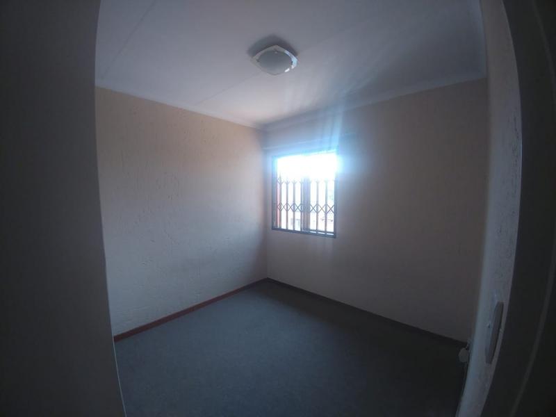 To Let 3 Bedroom Property for Rent in Dalpark Gauteng