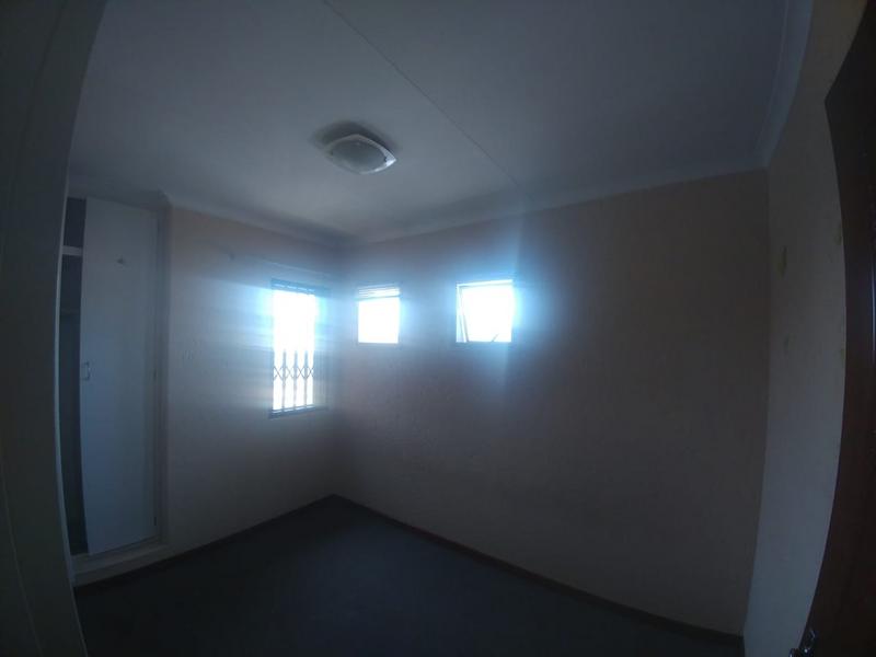 To Let 3 Bedroom Property for Rent in Dalpark Gauteng