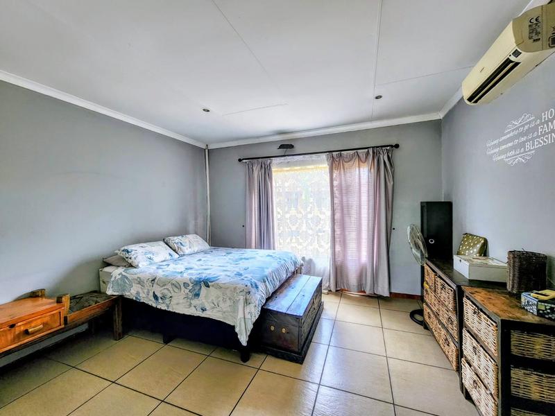 3 Bedroom Property for Sale in Annlin Gauteng