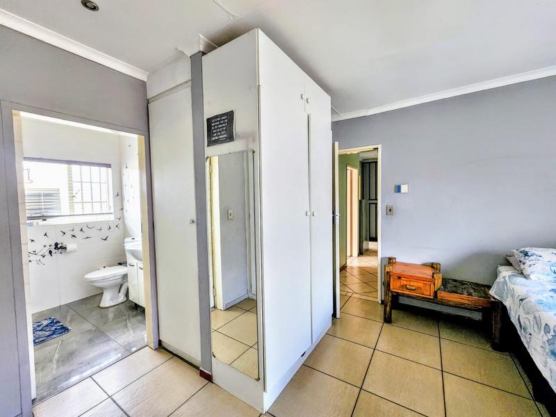 3 Bedroom Property for Sale in Annlin Gauteng