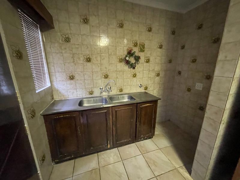 4 Bedroom Property for Sale in Weltevreden Park Gauteng