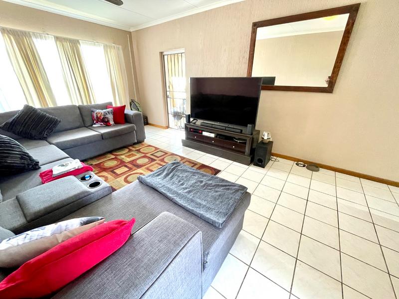 2 Bedroom Property for Sale in Rangeview Gauteng