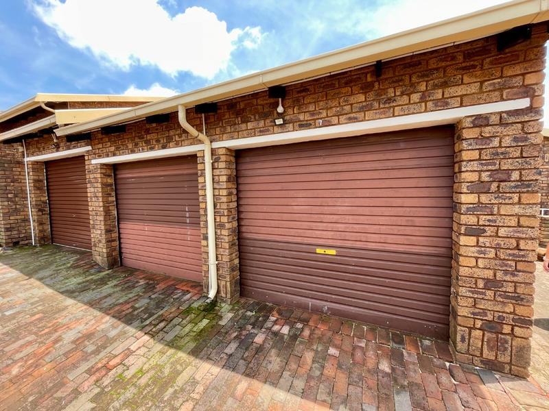 2 Bedroom Property for Sale in Rangeview Gauteng