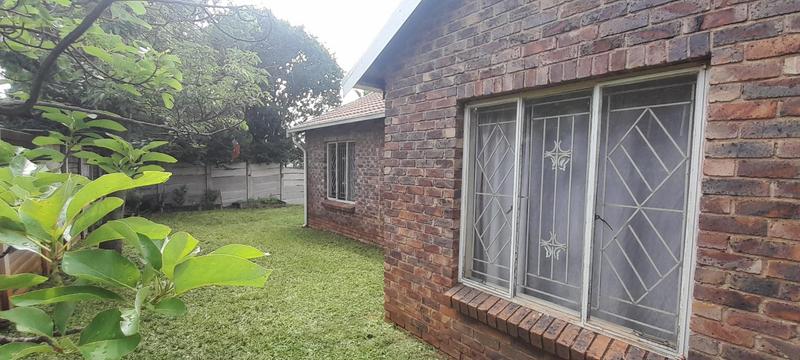 To Let 3 Bedroom Property for Rent in Heuweloord Gauteng