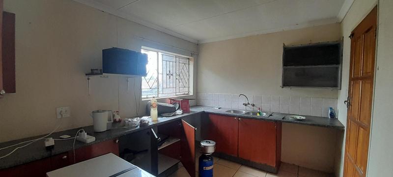 To Let 3 Bedroom Property for Rent in Heuweloord Gauteng