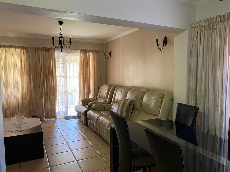 3 Bedroom Property for Sale in Ruimsig Gauteng