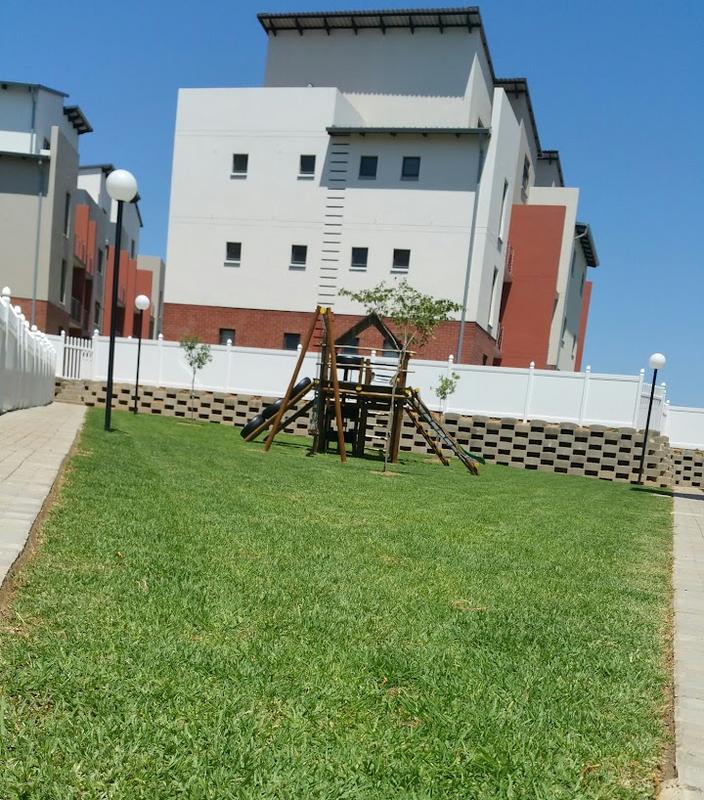 To Let 2 Bedroom Property for Rent in Barbeque Downs Gauteng