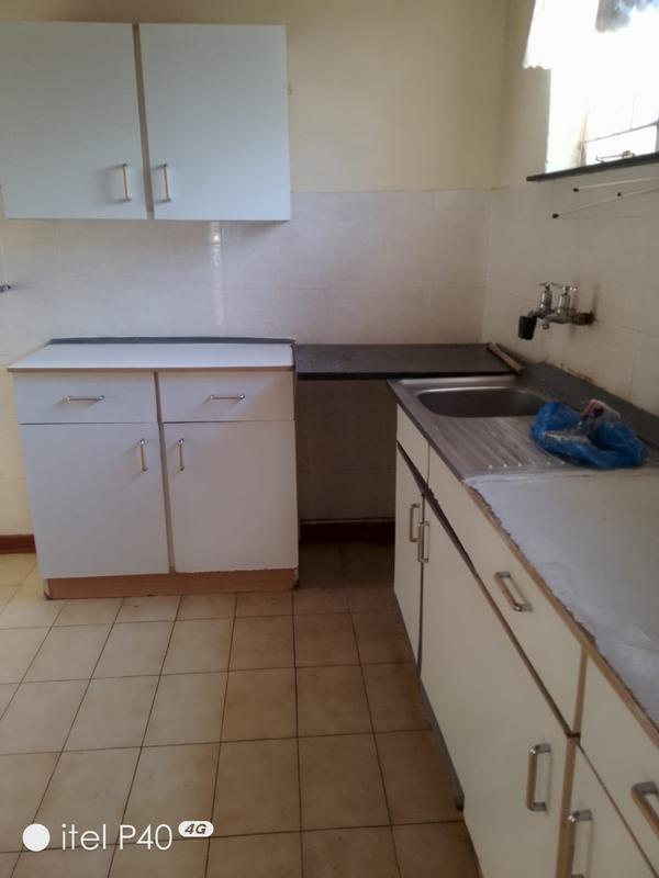 To Let 2 Bedroom Property for Rent in Mondeor Gauteng