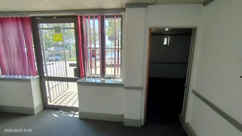 To Let commercial Property for Rent in Randjespark Gauteng