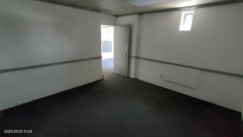 To Let commercial Property for Rent in Randjespark Gauteng