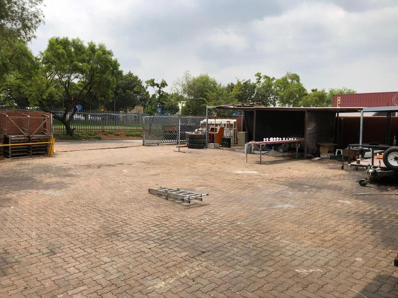 To Let commercial Property for Rent in Randjespark Gauteng